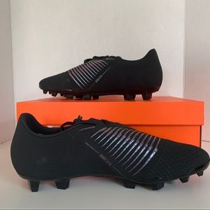 Nike Phantom Venom Academy FG Firm Ground Soccer